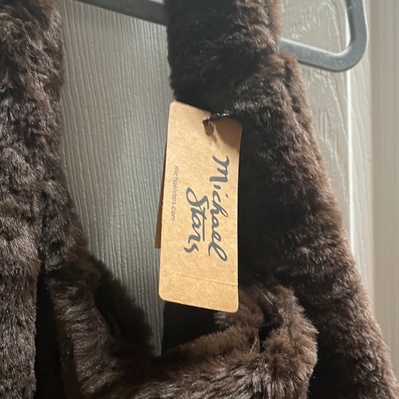 BNWT Michael STARS ⭐️ Faux Fur Hobo bag~This bag is a RARE find! - Picture 6 of 8